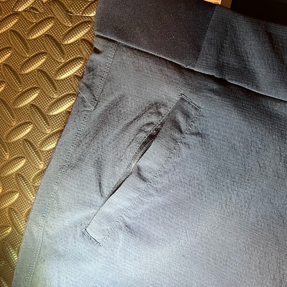 Kirkland Signature Dark Blue Trousers - Picture 7 of 13